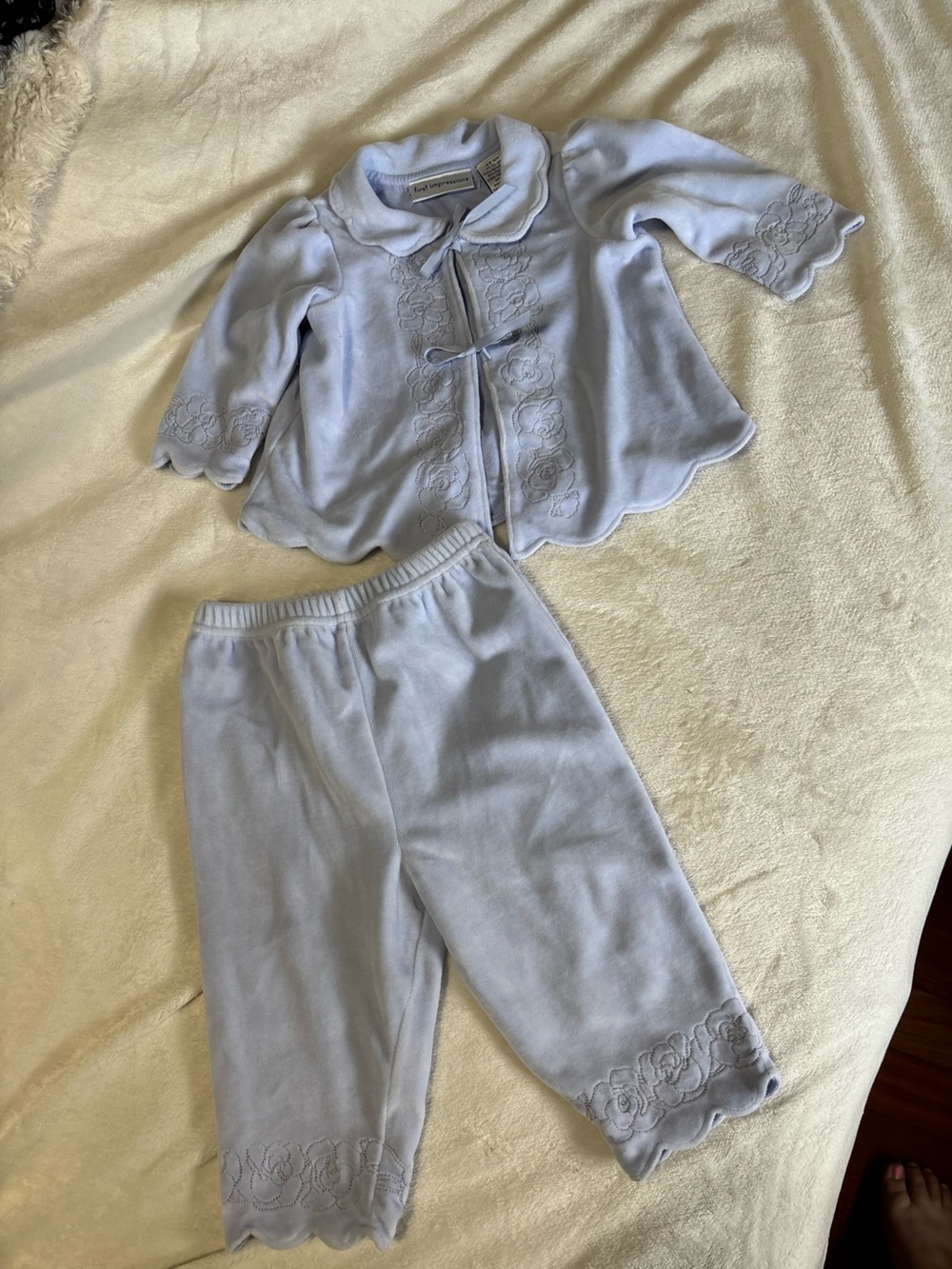 Y2K First impressions matching set 6-9 months  Light Blue Knit Jogger scalloped
